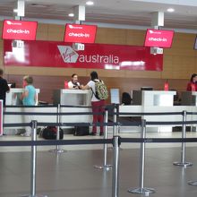 チェックインは空いてました