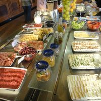 朝食。量は充分。