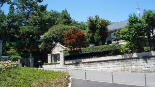 キャンパス内に島津公爵邸の洋館があります～