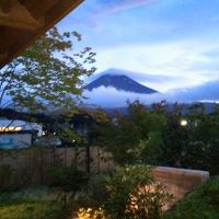 夕方部屋の露店風呂からの富士山