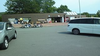 阿寒町市街から北へ　鶴センターとも隣接