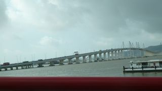 澳門半島とタイパ島と結ぶ一番東側の橋です