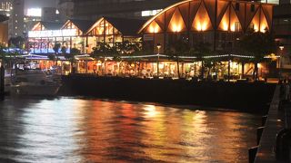 長崎ベイサイドのショッピング街