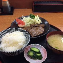 カルビ定食