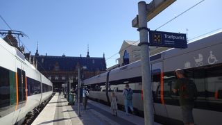 平日コペンハーゲン中央駅から近郊電車で47分でした。