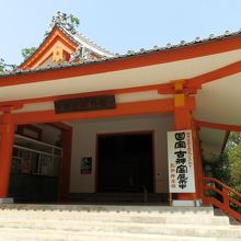 熊野神宝館の入口です。