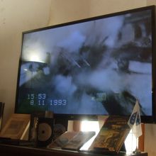 橋が砲撃破壊された  シーン