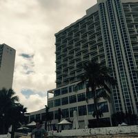 ビーチからのウィング棟