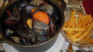 ムール貝が手ごろな値段で頂けます