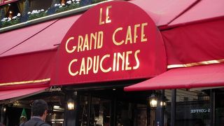 日本語メニューありますが、旅行者価格です。