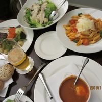 夕食のルームサービス