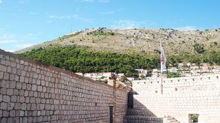 堅牢なドブロヴニクの守りの要