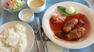 タリアセンのセルフサービスレストラン