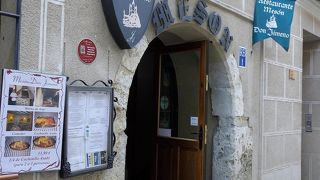 家庭的な雰囲気のレストランです。