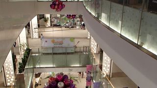 空港前のデパート