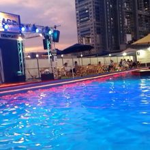 雰囲気のいいプール