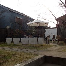 中庭があります