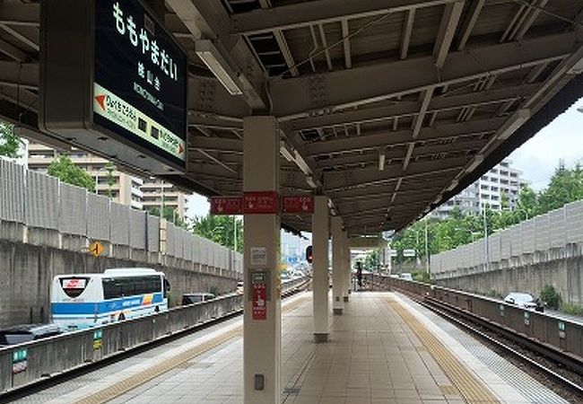 桃山台駅