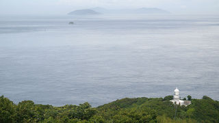 豊予海峡越しに眺める四国の姿