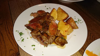 おしゃれな洋食店