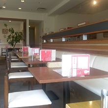 奥の部屋は貸切可能？