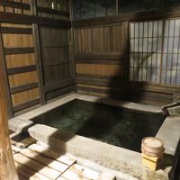 個人的にはこの風呂が一番風情があって好き。