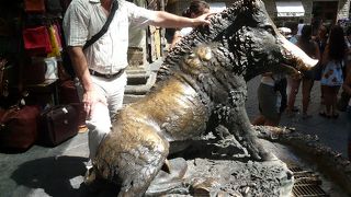 メルカート ヌオーヴォ