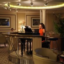 ピアノバー