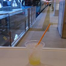 ジンジャーエール辛口