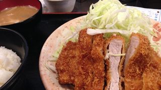 ランチのトンカツがとても美味しいです。