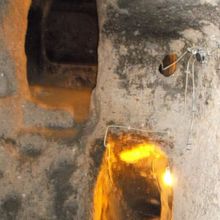 上から来て、下の通路へ。