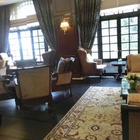 アフタヌーンティをいただけるティーサロン。