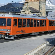 かなりの急こう配です。酸素が薄いので気をつけて。