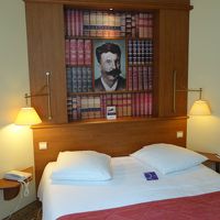 ヘッドボードが個性的