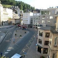 ホテルの前はバス停乗り場で何処に行くのもとっても便利