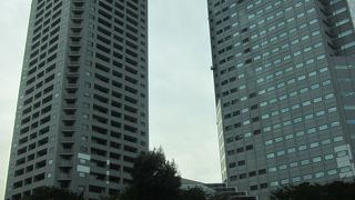 高層ツインタワー