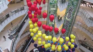 季節を感じるショッピングセンター