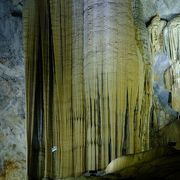 世界最大も含め、数々の巨大洞窟を保有する国立公園