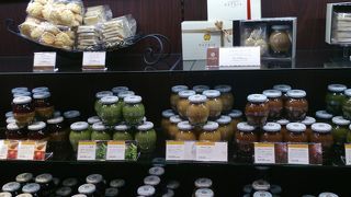 有名なミルキッシュジャムの店