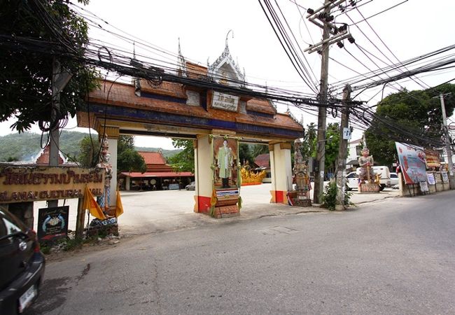 地元に根付く仏閣です