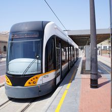 ビーチ最寄駅Marina Reial Joan Carles