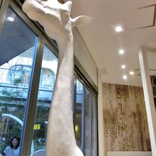 オブジェが置かれています