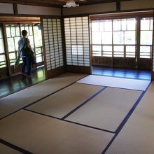別荘はまったくの日本家屋