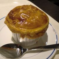 ポットパイ。これはまぁまぁ美味しかったです。