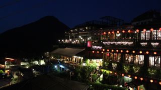 九分行くなら、夜でしょ。