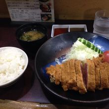 牛ロースランチかつセット