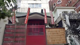 社殿に昇れない・・・