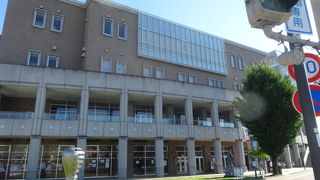 ショッピングもできる