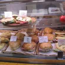 トリッパ以外にも種類がたくさんあり3.5€など