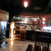 板前さんとオーナーは日本人です